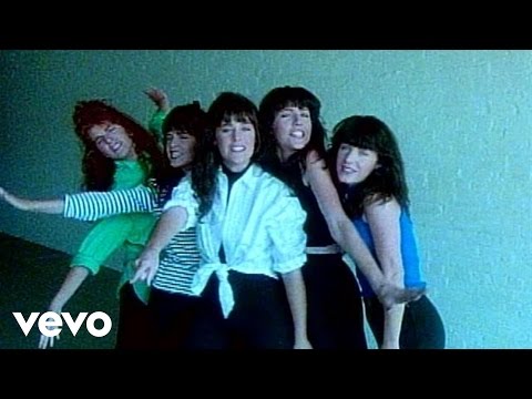 The Burns Sisters - I Wonder Who's Out Tonight (Video)