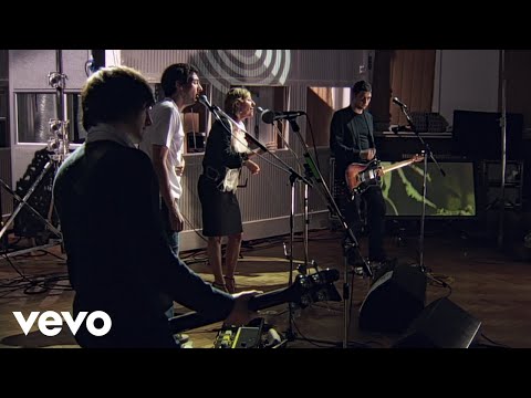 Snow Patrol - Set The Fire To The Third Bar (Live At Abbey Road / 2006) ft. Martha Wainwright