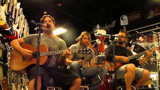 Aranda - Satisfied - [HD] Live acoustic set Inside The Music Corner in Pawn1