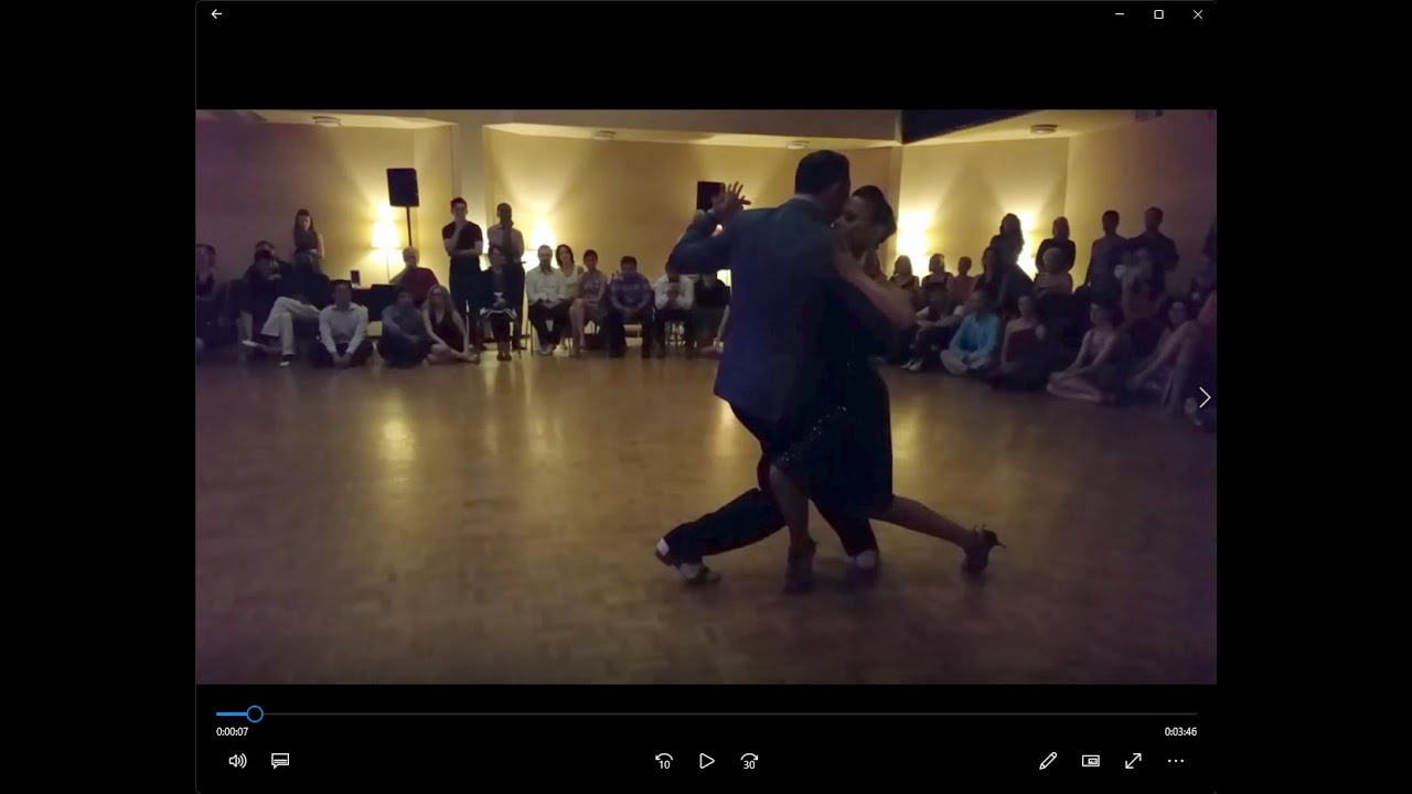 Argentine tango: Lucila Cionci & Joe Corbata - Gallo Ciego