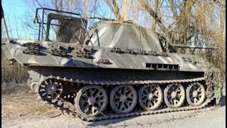 [情報] 烏軍啟用了一台二戰豹式坦克偽裝坦克