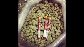 Alexandre et Celem - Parce que﻿ mi fume zamal (Parce que je fume du Cannabis)