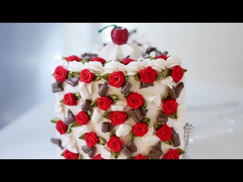 Cake slice 🍰 clutch👛/ NIKOLETA MIKAELSON