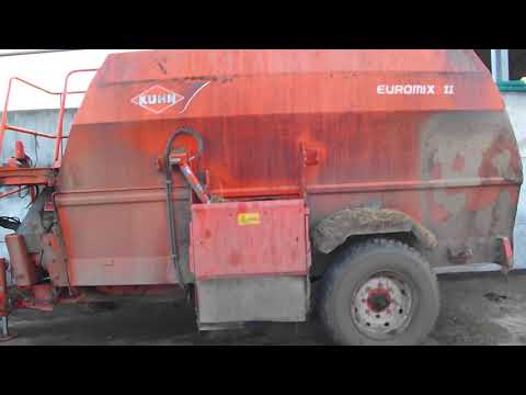 Elbury Farm, 2012 Kuhn Euromix 11 Mixer/Feeder Wagon