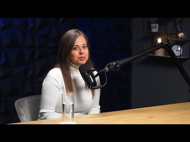 Leczkési Dóra súgó: „Hallottam, hogy valahol már tanítják is ezt a szakmát..."