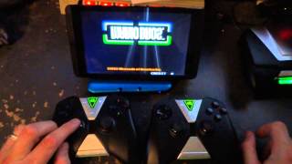 Nvidia Shield Tablet: Two Shield Controllers Playing MAME