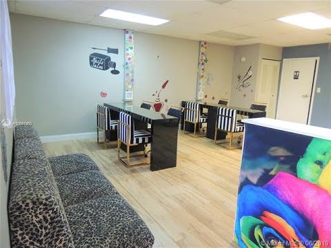 Commercial for sale - 132 SW 137 Ave, Miami, FL 33186