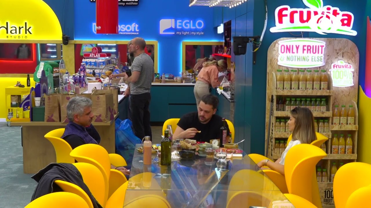 Kiara bisedon me Oltën: Po u ktheva çfarë do bësh?