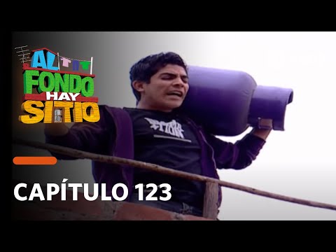 Al Fondo hay Sitio: Joel threatened to throw a gas cylinder (Chapter 123)