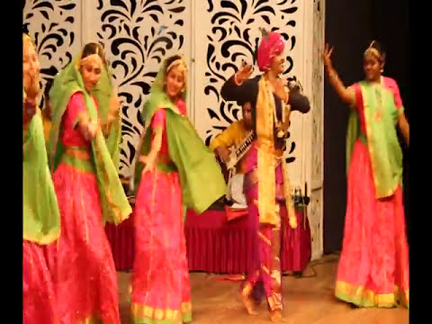 Mehulo Gaje ne madhav nache