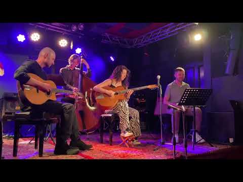 Lu Golovina Quartet - China Boy