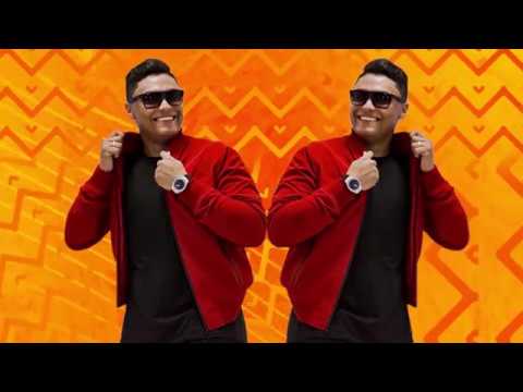 Rafael Roncallo - Llega Ella (Official Lyric Video)