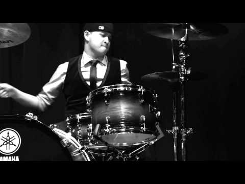 The Goonies - The Life of a Dreamer (OFFICIAL VIDEO)