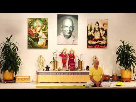 Mittelstufe mit Wolfgang - Yoga Vidya Ashram Live - 09:15 - 13.11.2021