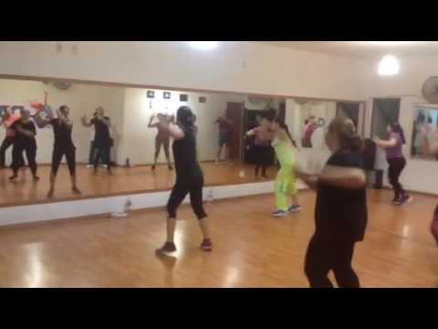 ZUMBA NO SE QUE TIENE TU BOQUITA (CUMBIA)