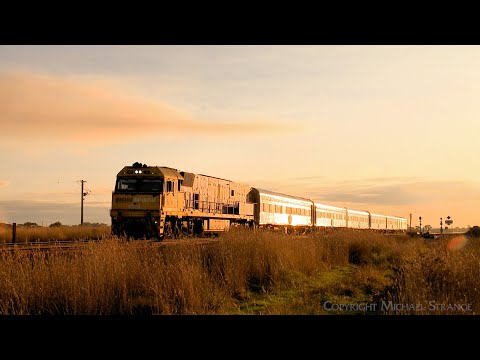 NR4 Leads 1AM8  "Overland" Australian Passenger Train At Sunset (14/4/2024) - PoathTV Railways