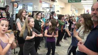 preview picture of video 'Flashmob at Weyburn Co-op'