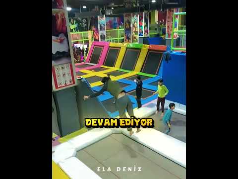 Duvarda Koşunca Kalabalık Şok Oldu 😱