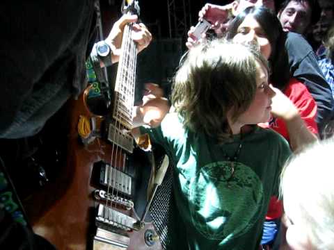 Thumbnail for Jeff Tweedy plays guitar with the kids by Jeff Tweedy