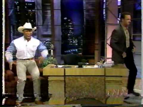 TRINI TRIGGS - ( Bench Press ) very funny