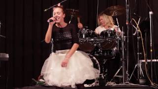 Video Pink Grrlz Live