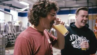 Tiny Moving Parts cria a própria cerveja