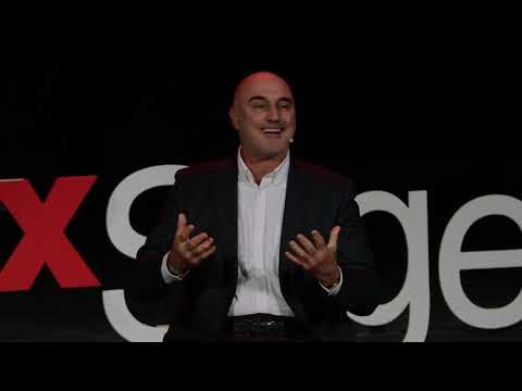 "Y yo, ¿qué puedo hacer?" | Sebas Lorente | TEDxSitges