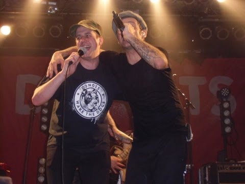 DONOTS feat. Alex Wonder - Whatever happend to the 80s LIVE @ Garage Saarbrücken 21.12.2012