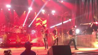 8 Second Ride - Jake Owen (Live)