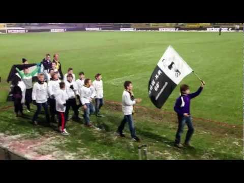 Kampioenen ST WDZ/Sp'25 D1 gehuldigd bij Roda JC