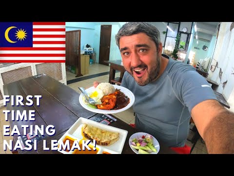 NASI LEMAK, I Could Eat This EVERY Day!! Malaysian Food is Awesome!!🇲🇾