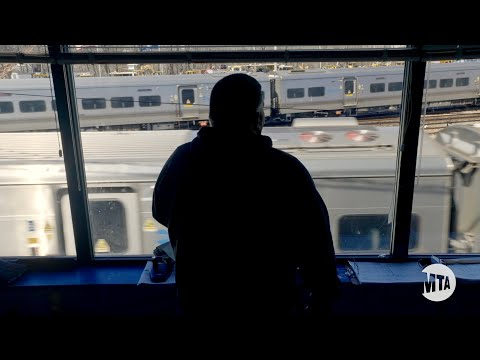 What does a MNR Yardmaster do?