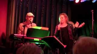 Jodie Kean sings Bonnie Raitt | I believe I&#39;m in love with you