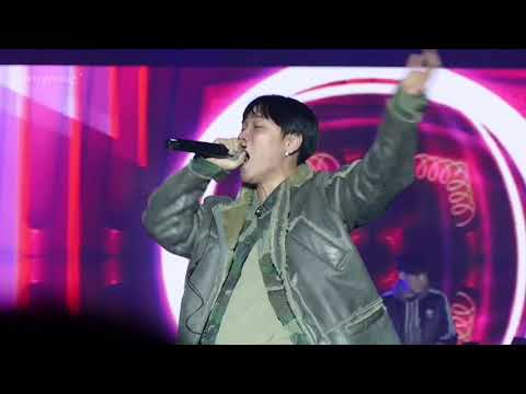 171225 The Monster Festival   JUSTHIS - Brown eyes view