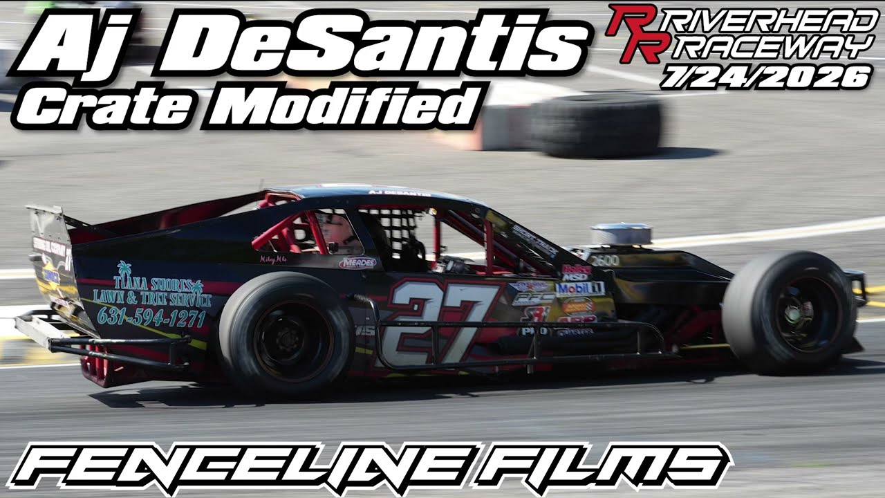 Aj DeSantis Crate Modified Action at Riverhead Raceway