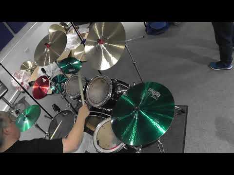 Paiste 18" Signature Fast Crash vs 19" Signature Fast Crash