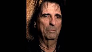 ALICE COOPER OWNS THE ‘O’ IN THE HOLLYWOOD SIGN!!! #goat #rock #alicecooper #interview #story #wow