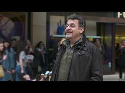 Flash Mob - Sings 'Nessun dorma' in shopping mall (HD) ????????????