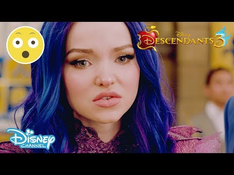 Descendants 3 | Mal & Ben Teaser 👑 | Disney Channel UK