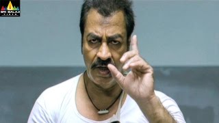 Veedinthe Movie Vikram Tourchering Musthafa | Vikram, Deeksha Seth | Sri Balaji Video