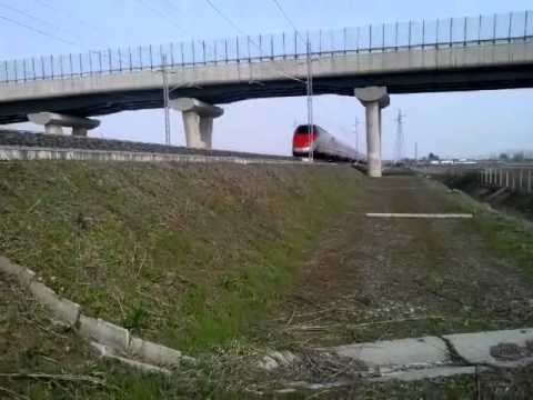 AV 9622 in transito al km 94 (livrea expo)