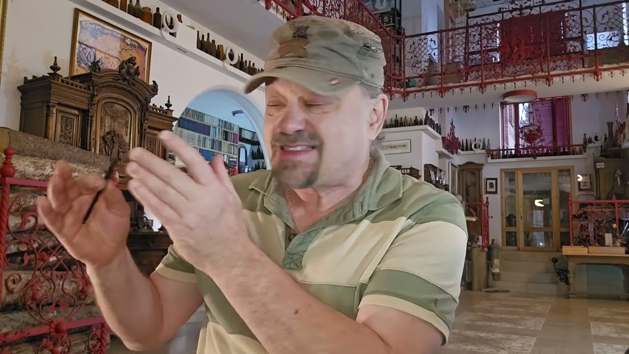 Безуглая -"Зеленский врет". Да,и ему врут,нам врут,верните Залужного,уберите С