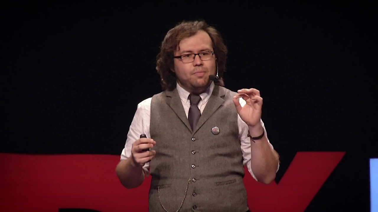 Todos podemos hacer ciencia con las preguntas adecuadas | Alfredo Manríquez Rangel | TEDxPitic