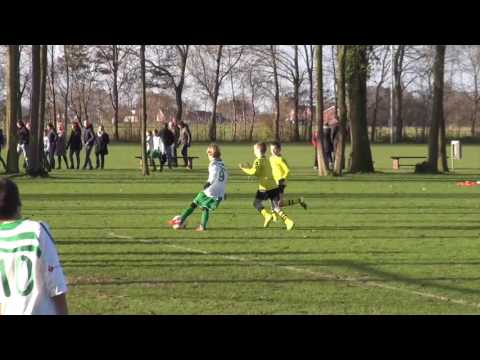 vv Woudrichem E1  vs  Veerse Boys E1 28 november 2015