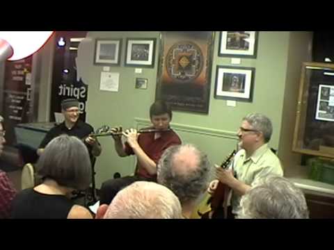 The Earl's Chair & Rakish Paddy