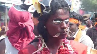 preview picture of video 'Vijayaramapuram DASARA 2014 fire chatti Oomkali Aattam'