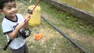 Download lagu Lawak si cute.MP4 mp3 Download lagu Lawak si cute.MP4 mp3