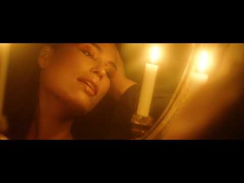 Molly Hammar - Blossom