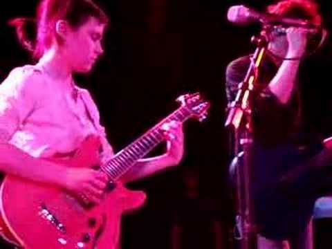 14/16 Matt Sheehy With Kaki King - Top of the World