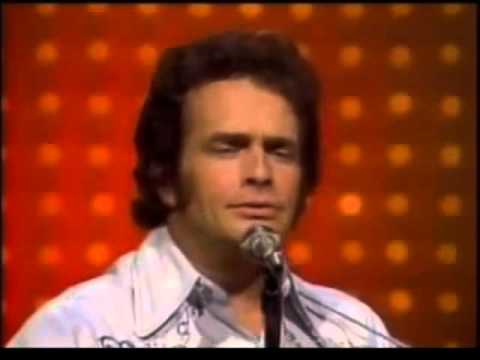 Videoclip de Holding Things Together — Merle Haggard
